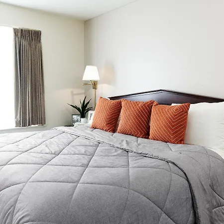 Intown Suites Extended Stay Cincinnati Oh - Colerain